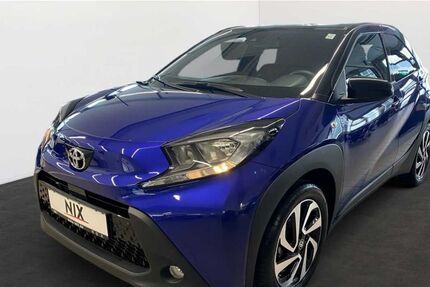 Toyota Aygo (X) 18.171 km 16.490 &euro; Frankfurt 60314