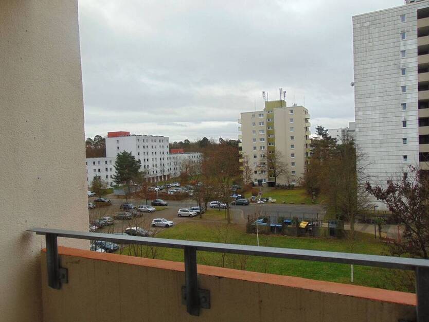 Frisch sanierte Wohnung mit Balkon und Stellplatz #75