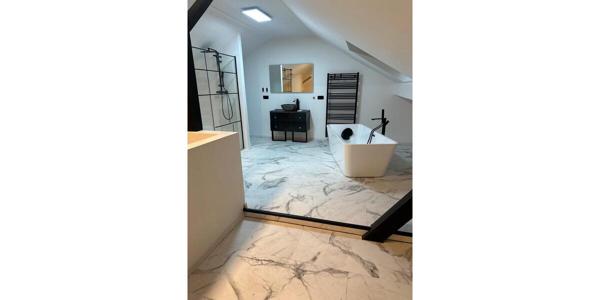 Hochspeyer – Großes Einfamilienhaus 8 zimmer