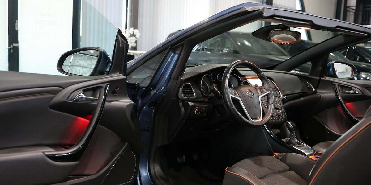 Opel Cascada 1.4 T EF INNOVATION XENON, LEDER, NAVI+ 113.000 km 11.444 &euro; Hamm 59077