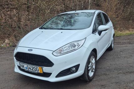 Ford Fiesta 121.000 km 5.500 &euro; merchweiler 66589
