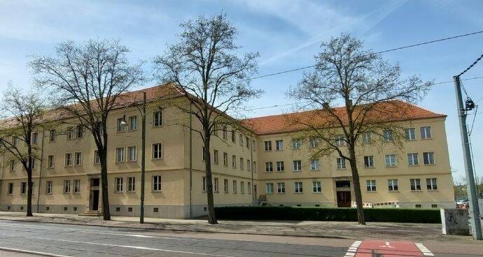 Zimmer Dessau-Roßlau Innenstadt - 2 Zimmer, 69 m&sup2;, 497&euro; | Angebot:25671916