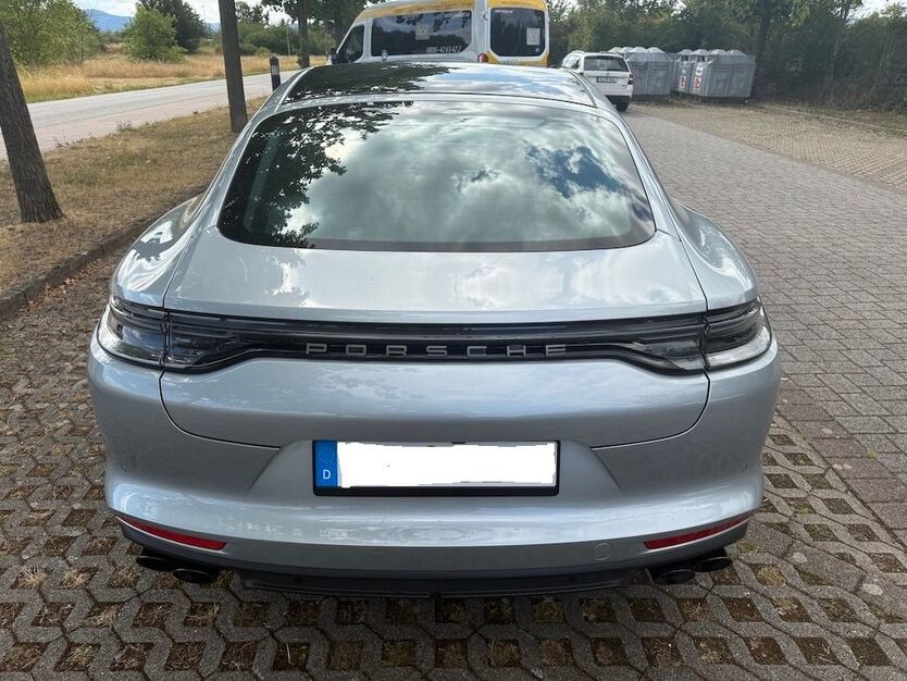 Porsche Panamera 1.090 km 69.900 € Haßloch 67454