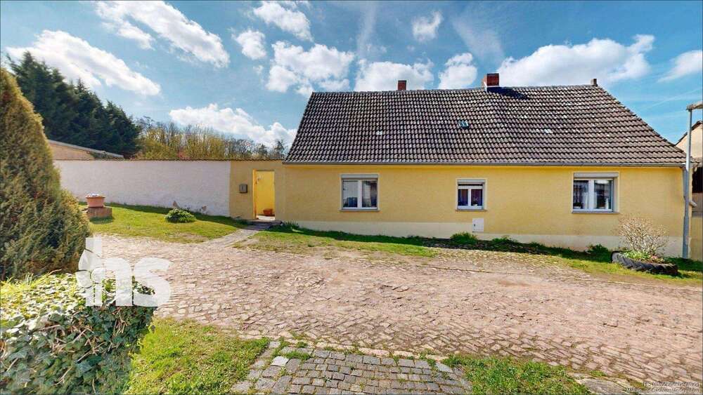 Einfamilienhaus Wettin-Löbejün - Rothenburg Rothenburg - 6 Zimmer, 142 m&sup2;, 100.000&euro; | Angebot:26357697
