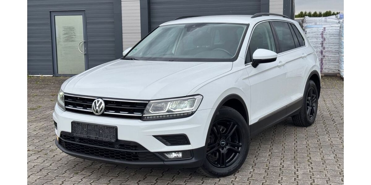 VW Tiguan 298.400 km 10.900 &euro; Surwold 26903