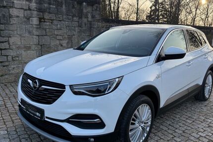 Opel Grandland (X) 157.000 km 8.999 &euro; Estenfeld 97230