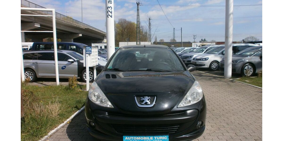 Peugeot 206 166.000 km 2.550 &euro; München OT Trudering-Riem 81825
