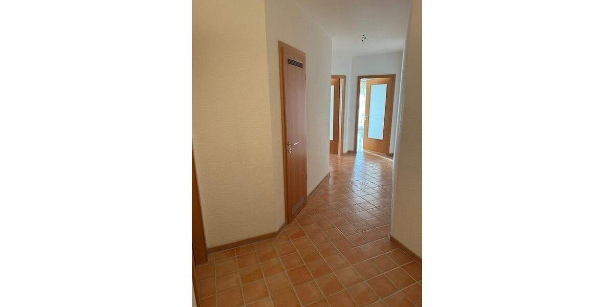 Etagenwohnung Stralsund Kniepervorstadt - 2 Zimmer, 81 m&sup2;, 950&euro; | Angebot:25644417