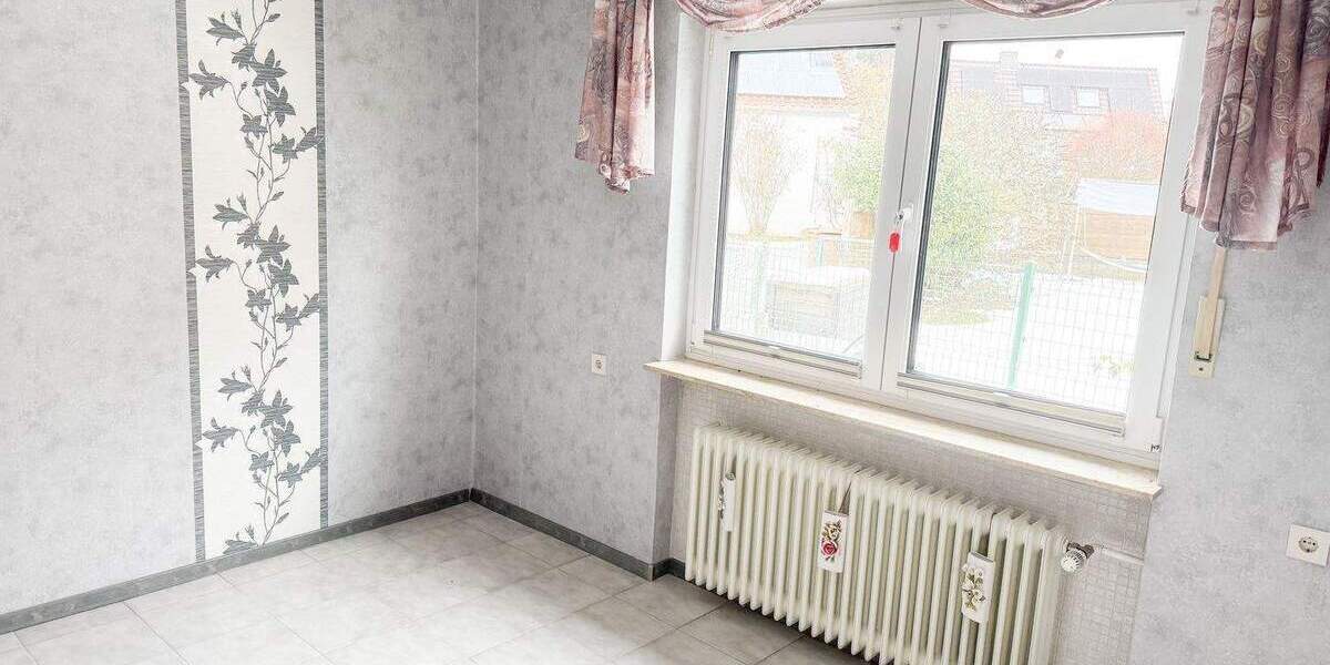 Einfamilienhaus Kaufungen Oberkaufungen - 4 Zimmer, 120 m&sup2;, 250.000&euro; | Angebot:26703211