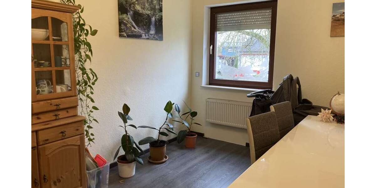 Etagenwohnung Rastatt / Wintersdorf Wintersdorf - 4 Zimmer, 98 m&sup2;, 275.000&euro; | Angebot:27118199