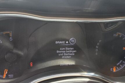 Jeep Grand Cherokee 254.495 km 13.500 &euro; Dedenbach 53426