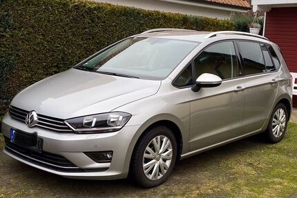 VW Golf Sportsvan 143.500 km 13.400 &euro; Grube 23749
