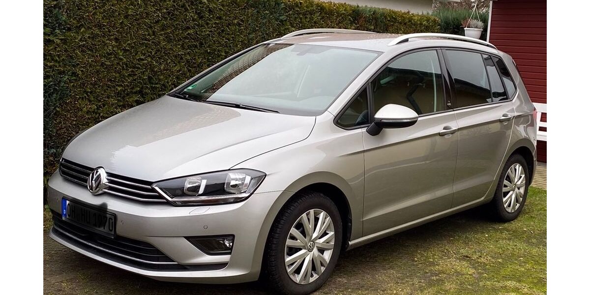VW Golf Sportsvan 143.500 km 13.400 &euro; Grube 23749