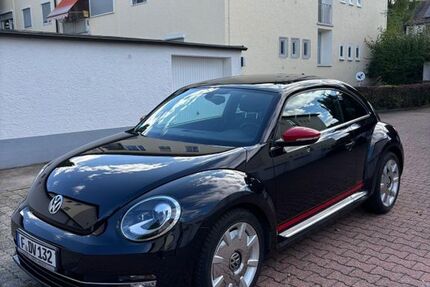 VW Beetle 83.000 km 12.300 € Frankfurt 60435
