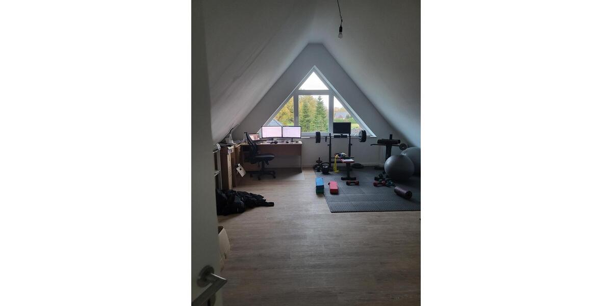 Maisonettenwohnung Weddingstedt - 4 Zimmer, 123 m&sup2;, 1.125&euro; | Angebot:25395991