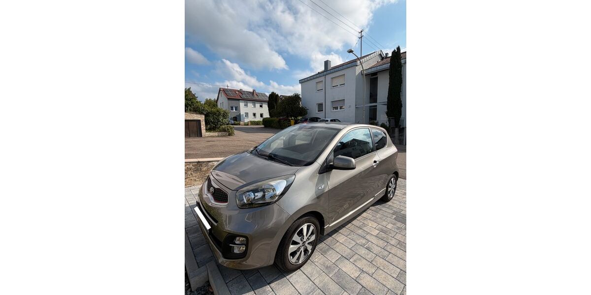 Kia Picanto 110.000 km 4.900 &euro; Leutenbach 71397