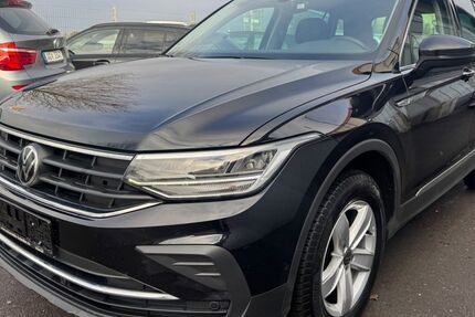 VW Tiguan 182.952 km 17.999 &euro; Obermeitingen 86836