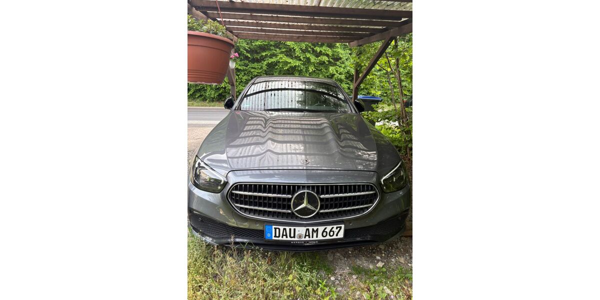 Mercedes-Benz E 220 102.000 km 27.500 &euro; Junkerath 54584