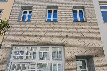 Haus Krefeld Cracau - 1 Zimmer, 288 m&sup2;, 439.000&euro; | Angebot:25304522