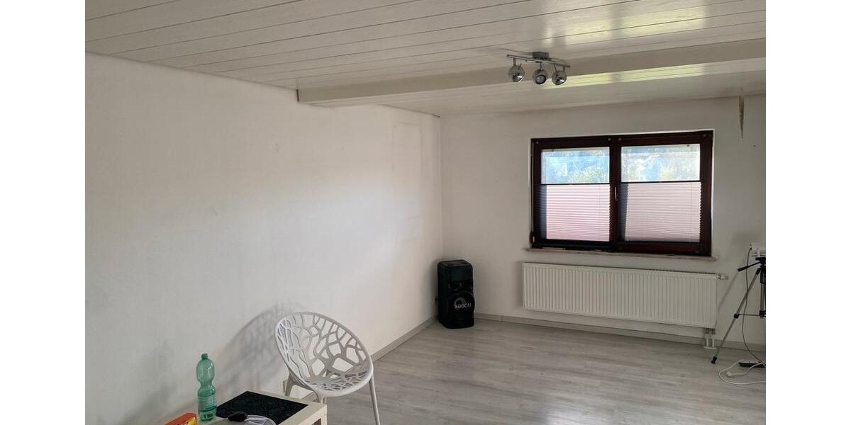 Doppelhaushälfte Haßfurt - 4 Zimmer, 96 m&sup2;, 255.000&euro; | Angebot:26564718