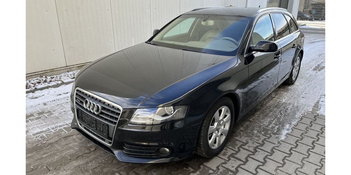 Audi A4 153.000 km 7.499 &euro; berlin 12305