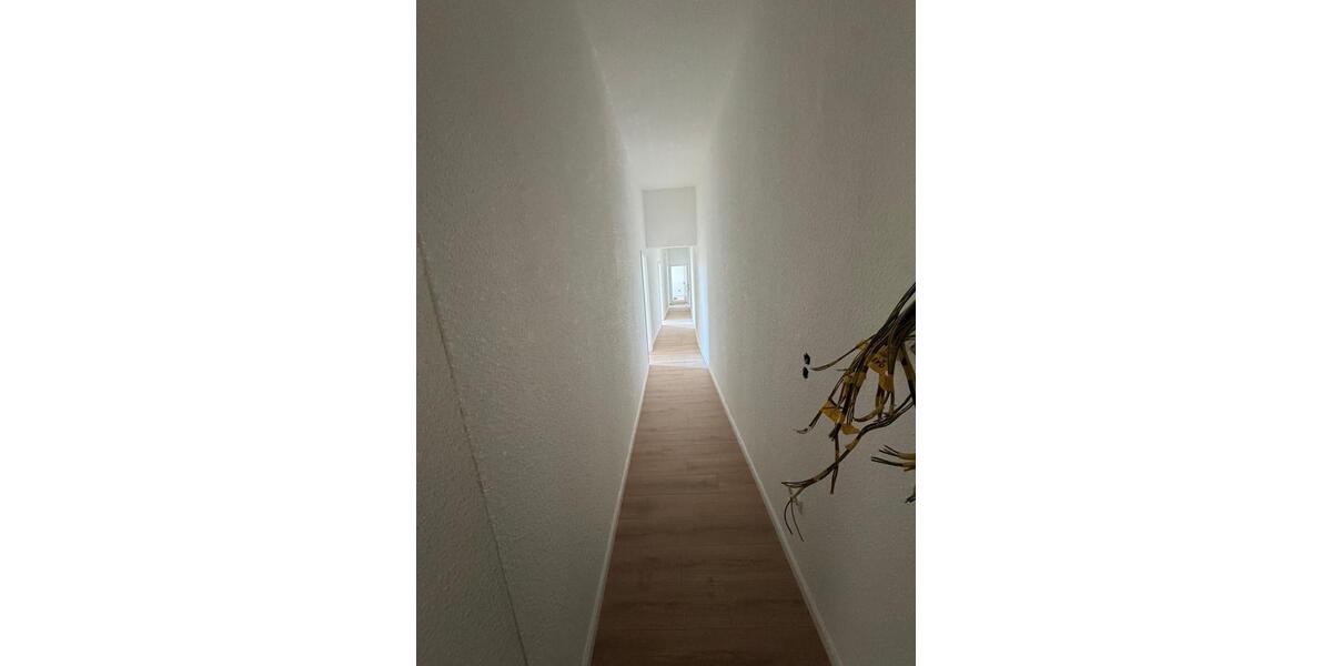 Etagenwohnung Uslar - 5 Zimmer, 150 m&sup2;, 1.000&euro; | Angebot:25505774