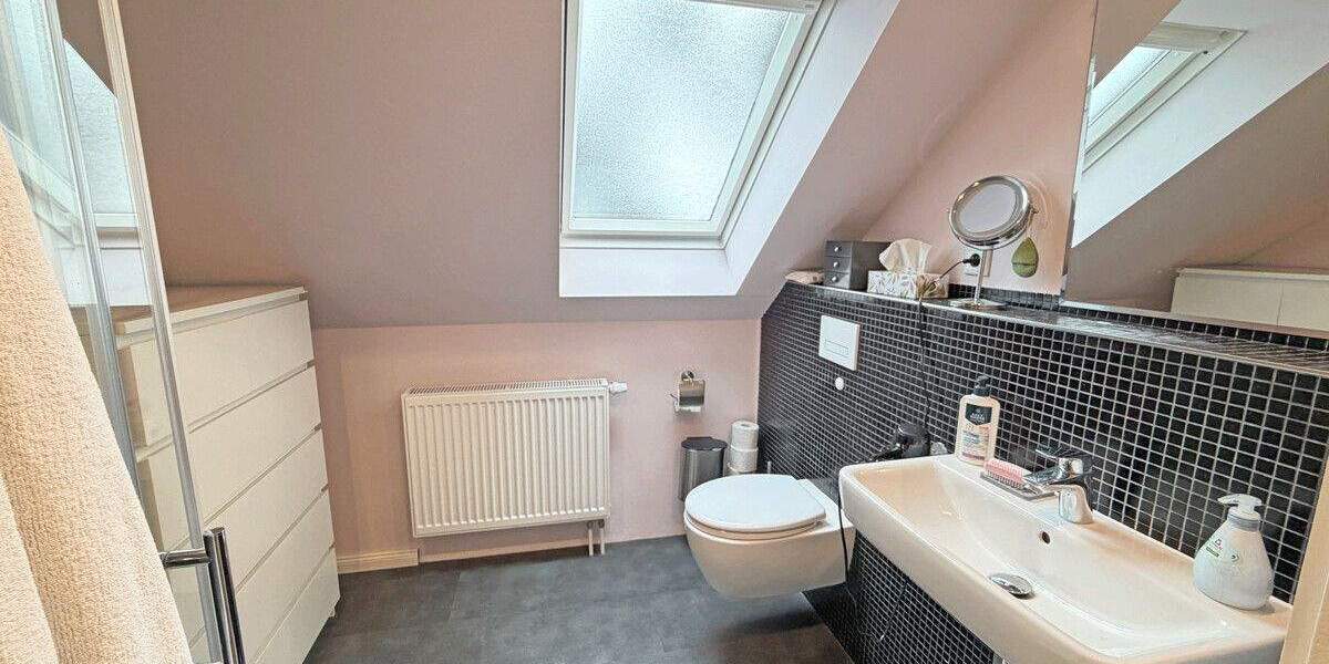 Einfamilienhaus Hünxe Krudenburg - 8 Zimmer, 246 m&sup2;, 550.000&euro; | Angebot:24858215