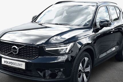 Volvo XC40 25.691 km 35.990 € Schwabach 91126