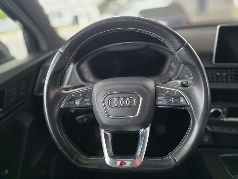 Audi SQ5 112.000 km 41.300 € Mannheim 68239