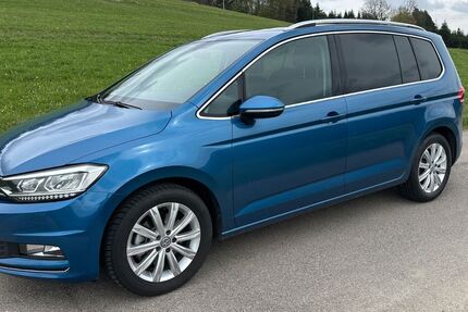 VW Touran 121.500 km 17.180 &euro; Weilheim 79809