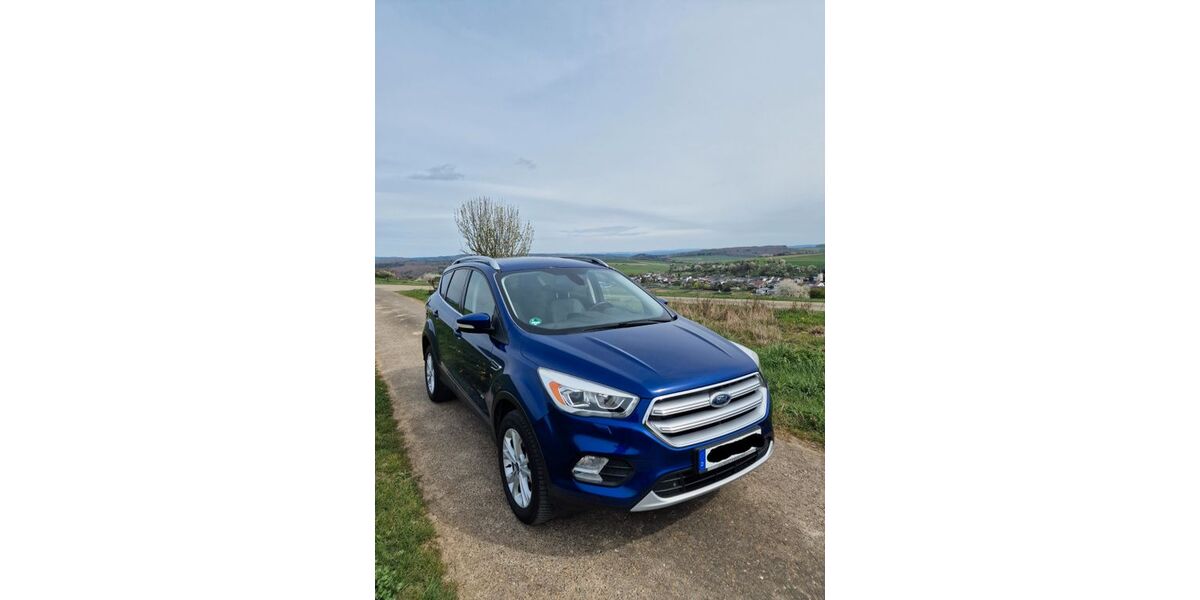 Ford Kuga 101.500 km 12.900 &euro; Welschbillig 54298