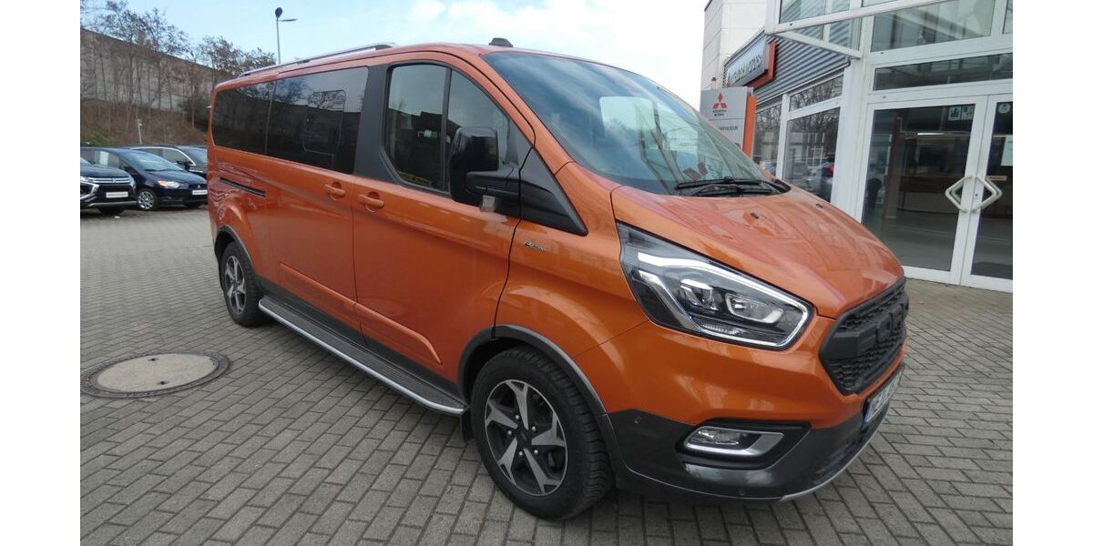 Ford Tourneo Custom 42.672 km 38.990 &euro; Radebeul 01445