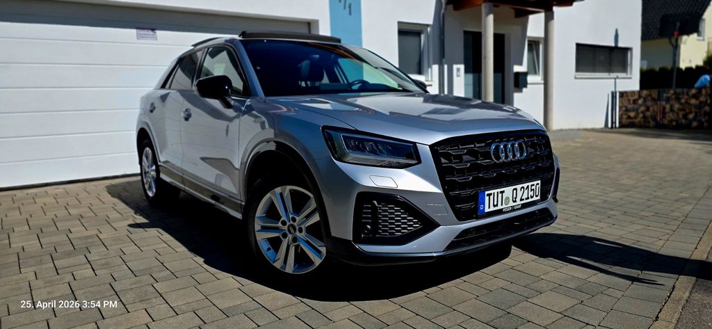 Audi Q2 111.572 km 17.599 &euro; Trossingen 78647