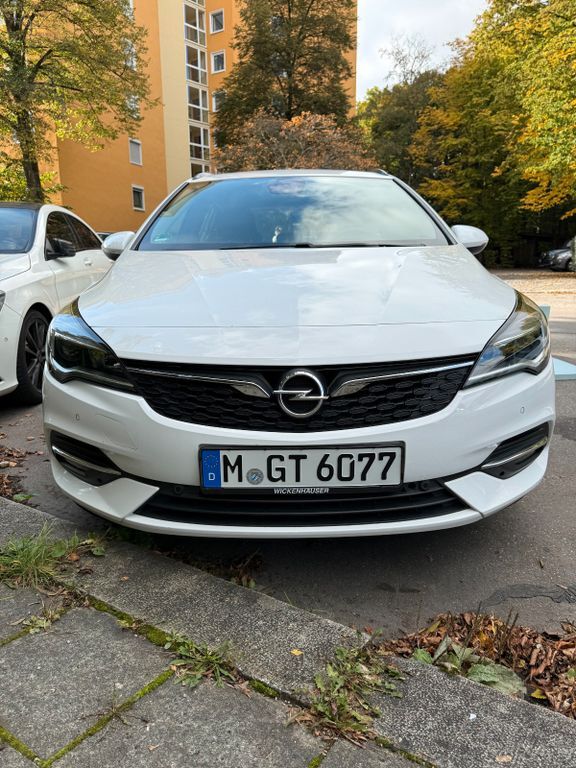 Opel Astra 93.000 km 10.300 € München 81377