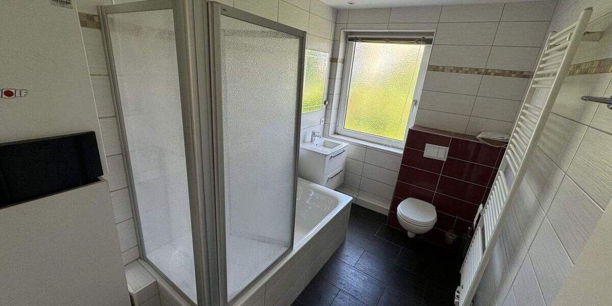Etagenwohnung Detmold Innenstadt - 4 Zimmer, 85 m&sup2;, 795&euro; | Angebot:25776741