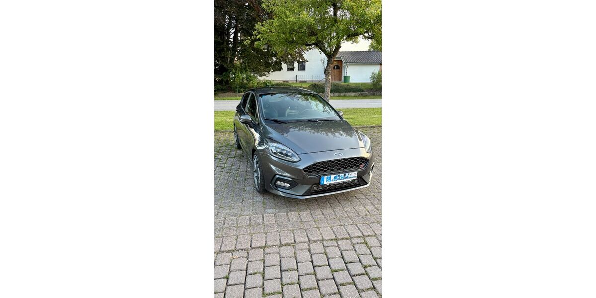 Ford Fiesta 95.700 km 16.400 &euro; Vilsbiburg 84137