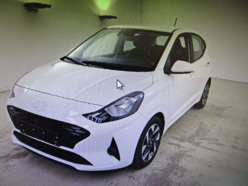 i10
