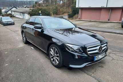 Mercedes 220