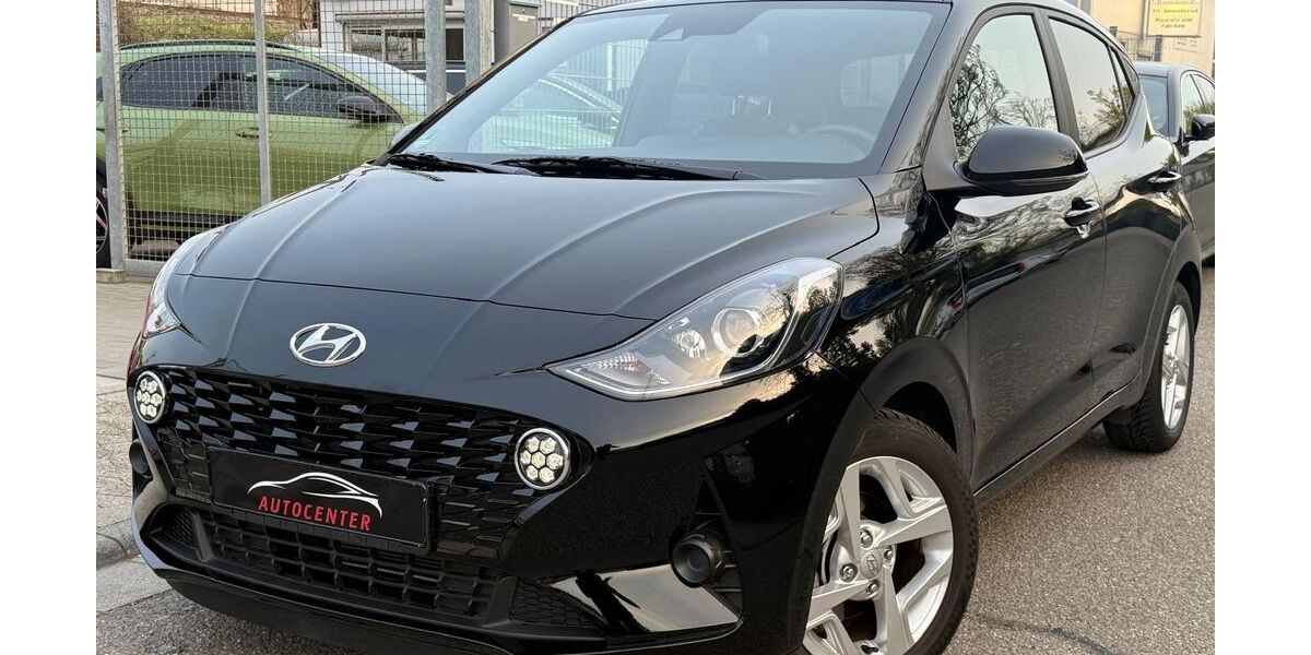 Hyundai i10 11.000 km 13.990 &euro; Weinheim 69469