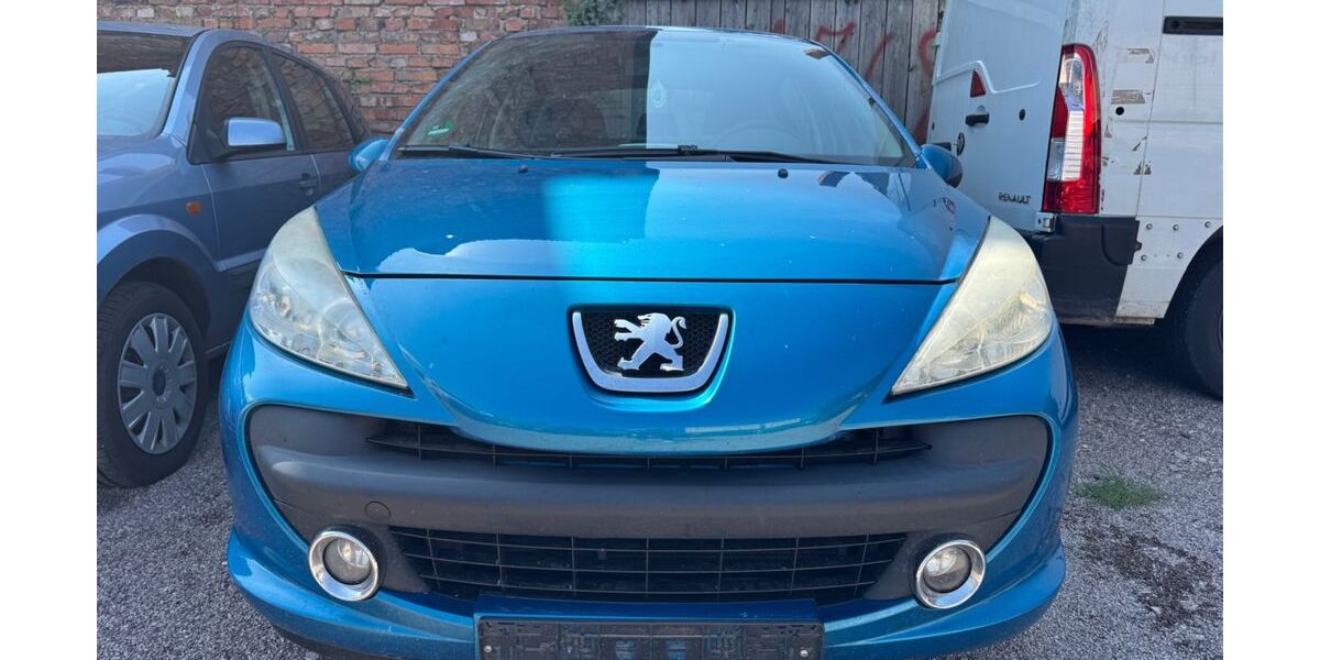 Peugeot 207 153.545 km 1.100 &euro; Erfurt 99089