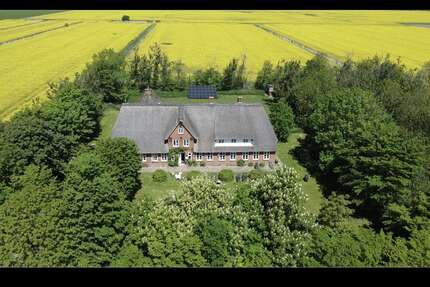 Haus Galmsbüll - 16 Zimmer, 646 m&sup2;, 1.180.000&euro; | Angebot:26963919