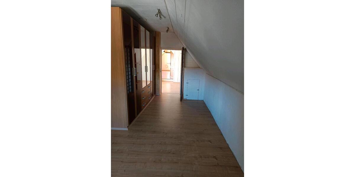 Einfamilienhaus Königslutter am Elm - 7.5 Zimmer, 150 m&sup2;, 180.000&euro; | Angebot:26803319