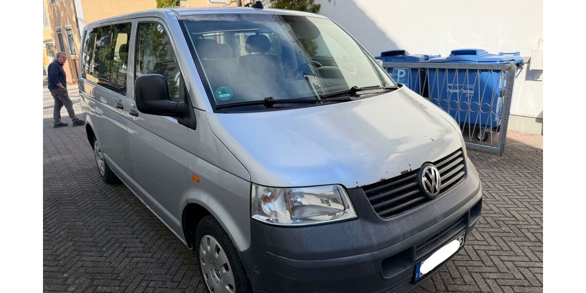 VW T5 Transporter 450.000 km 3.000 &euro; München 81827