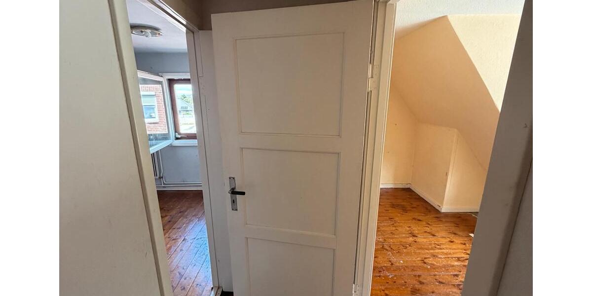 Doppelhaushälfte Husum - 4 Zimmer, 92 m&sup2;, 250.000&euro; | Angebot:27158270