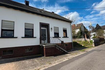 Haus Nonnweiler - 8 Zimmer, 130 m&sup2;, 80.000&euro; | Angebot:26272171