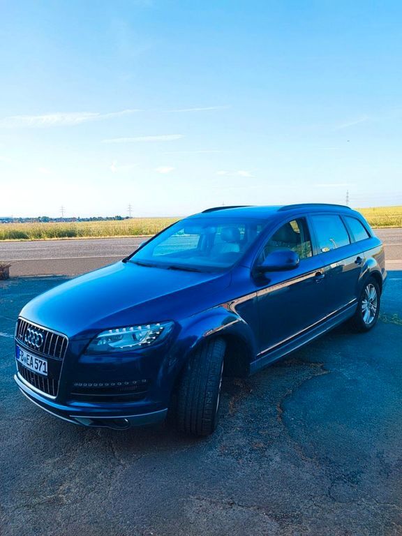 Q7