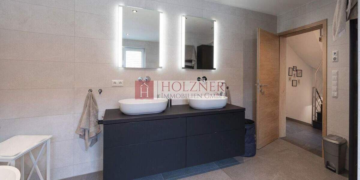 Doppelhaushälfte Altdorf Aich - 5 Zimmer, 152 m&sup2;, 2.100&euro; | Angebot:23886598