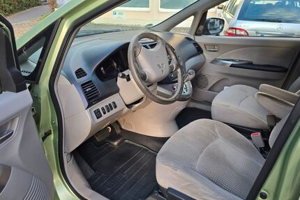 Mitsubishi Grandis 275.000 km 2.700 &euro; Frankfurt a. M. 60326