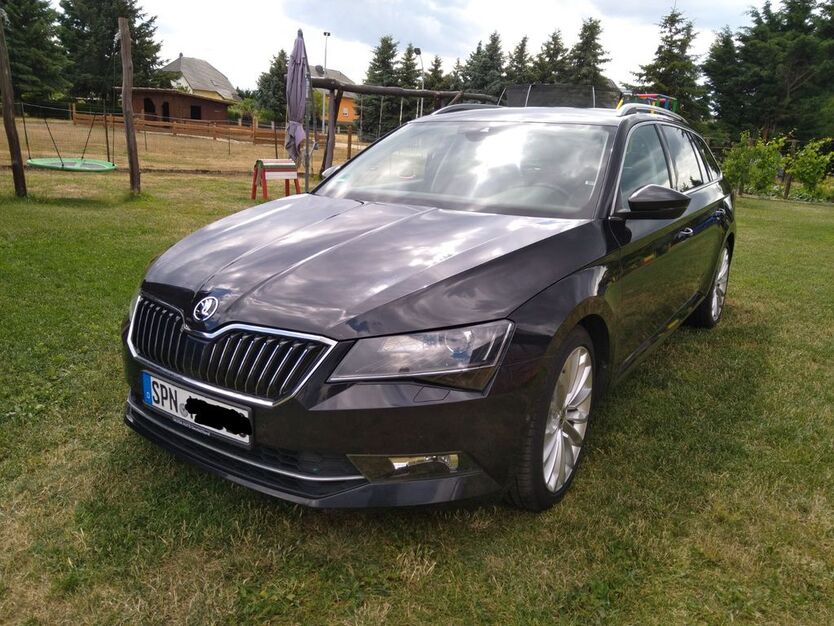 Skoda Superb 183.000 km 12.900 € Jänschwalde 03197