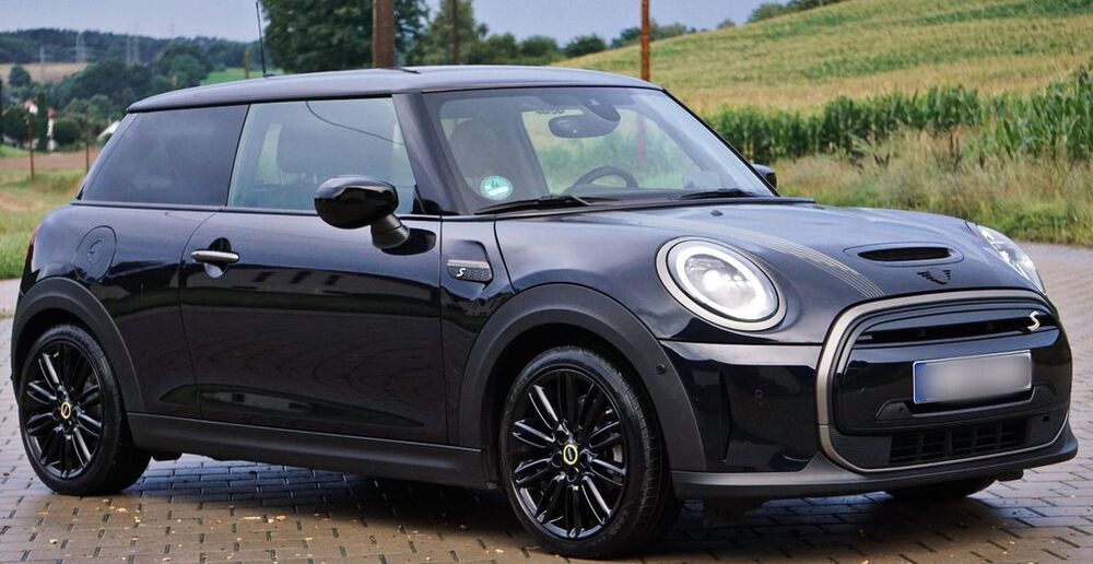 Cooper SE